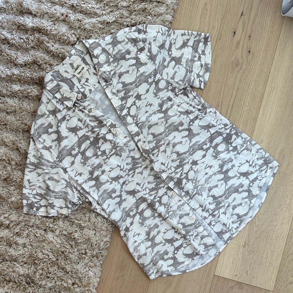 Men's Casual Button Down Shirt - Gray Pattern